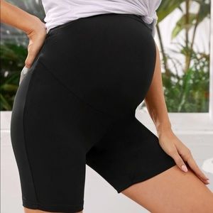 Black maternity shorts